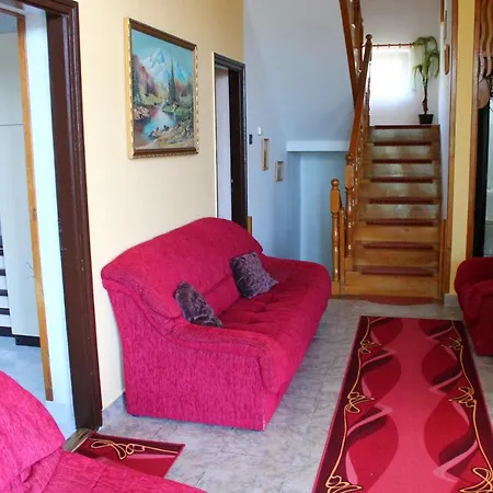 Ibolya Apartment